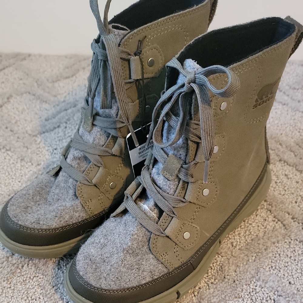 NWT Sorel Womens Explorer Joan Insulated/Waterproof BootS